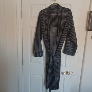 EUC Robert Louis Silk Blend Pinstripe Lounge Robe Smoking Jacket Men’s One Size